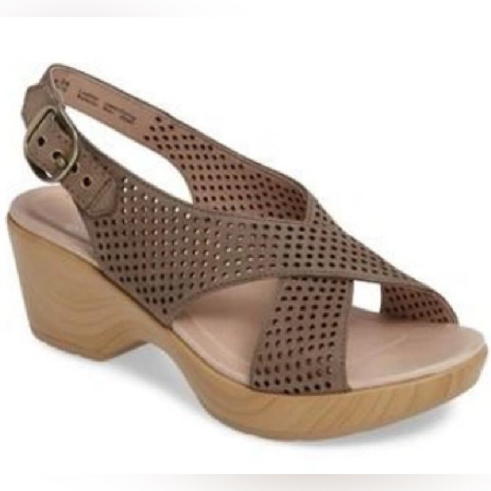 Dansko Jacinda Women's Tan Perforated nubuck slingback sandals size EU 41